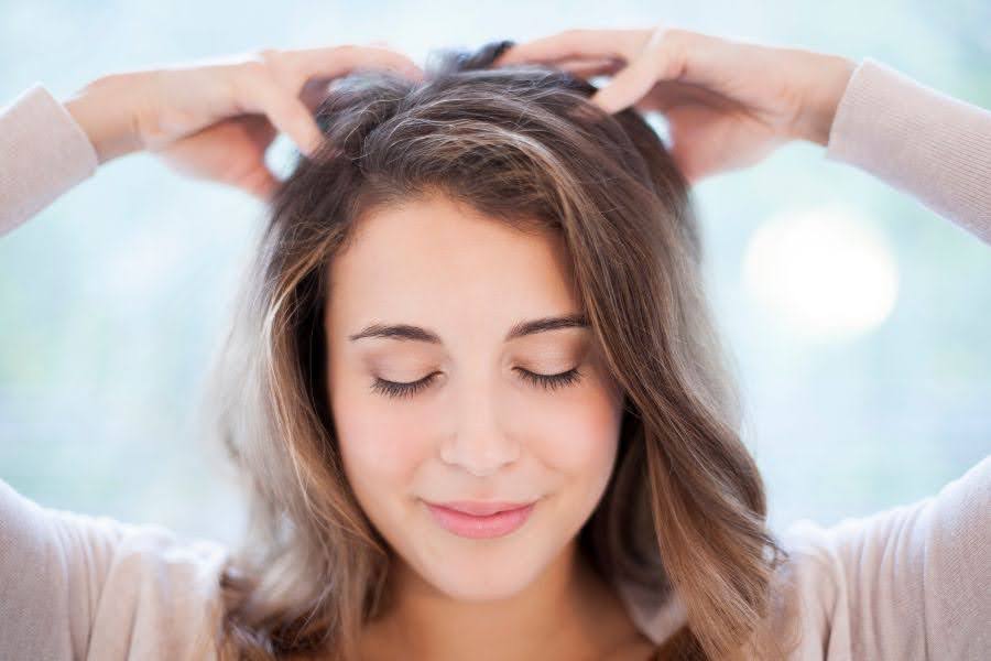 FullyVital scalp massage - woman
